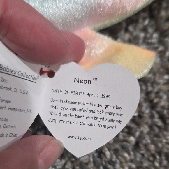 Ty Beanie Baby Seahorse Neon - Picture 3 of 4